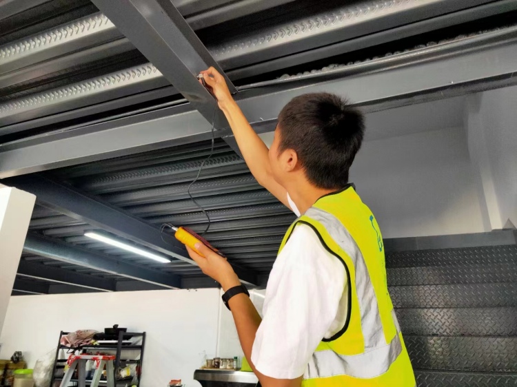 �Ƶ��e�^����ȫ�z�y